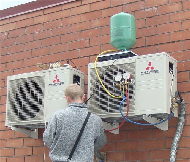 Pagpuno ng air conditioner ng freon: refueling, mga tagubilin, ang kahalagahan ng diameter ng mga tubo ng tanso