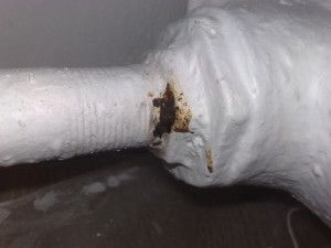 La corrosion se produit le plus souvent au niveau des joints de la canalisation avec le radiateur