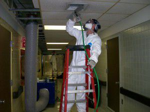 La limpieza oportuna es la clave para una ventilación eficaz.