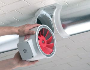 Installation de ventilateur de conduit