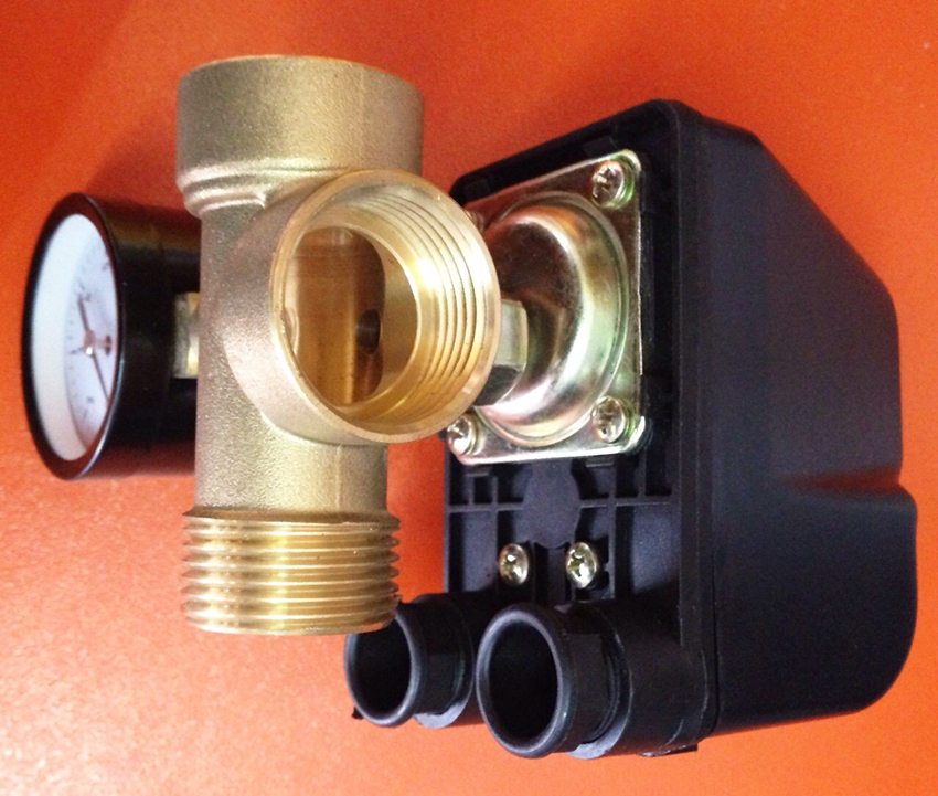 Ako nastaviť tlakový spínač vody pre hydraulický akumulátor